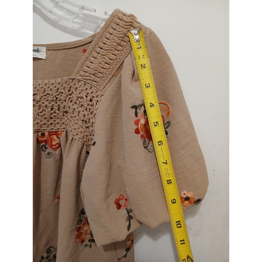 Anthropologie Kindred Embroidered Boho Peasant Blouse Top M Tan Floral Western - Picture 14 of 16